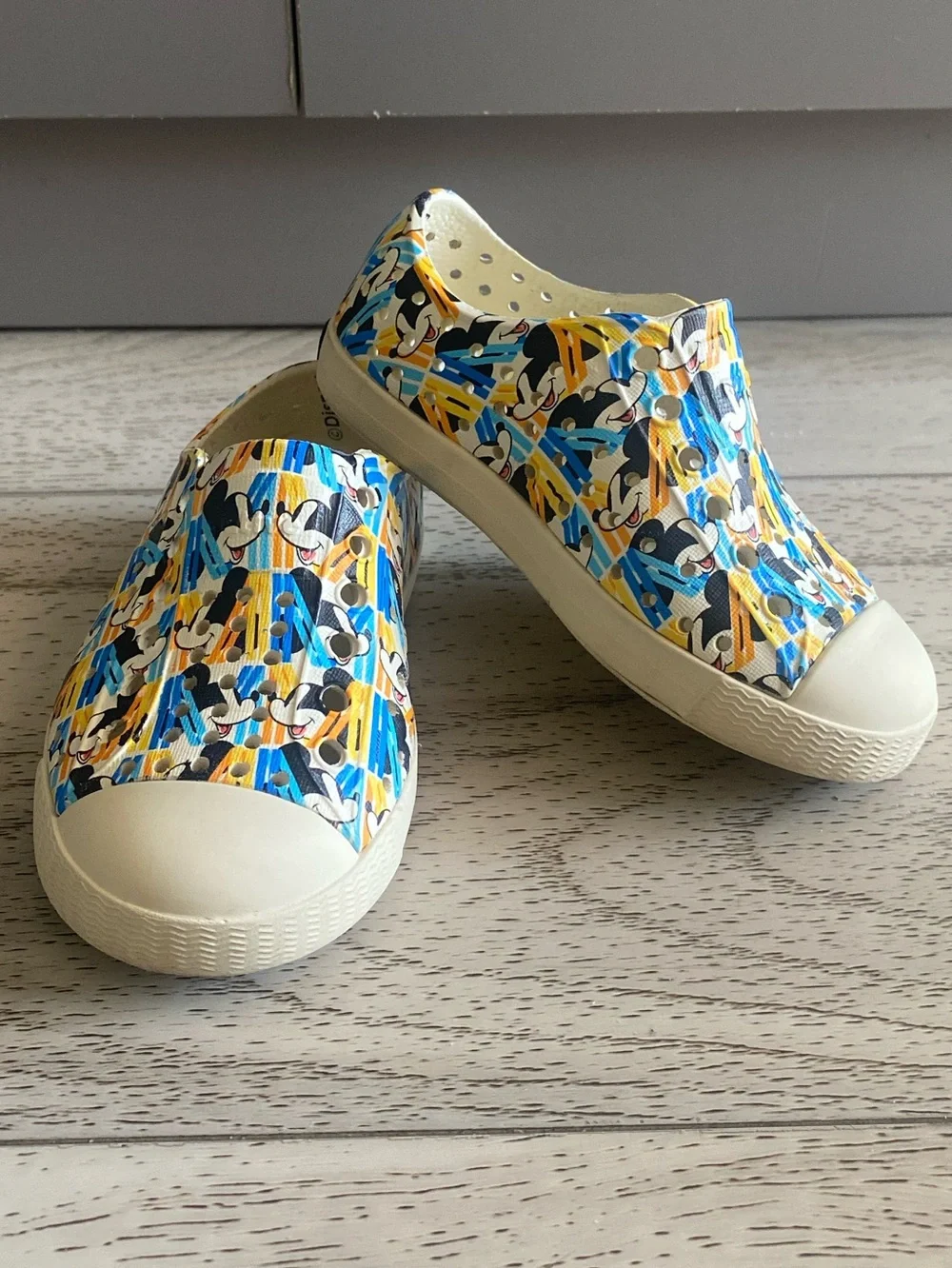 Native x Disney Mickey Mouse Print Slip On Shoes